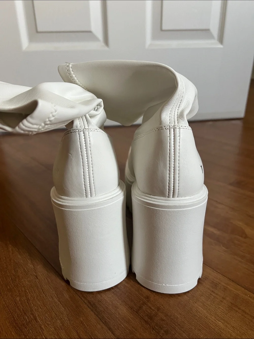Windsor Smith Found White Stretch socks Boots